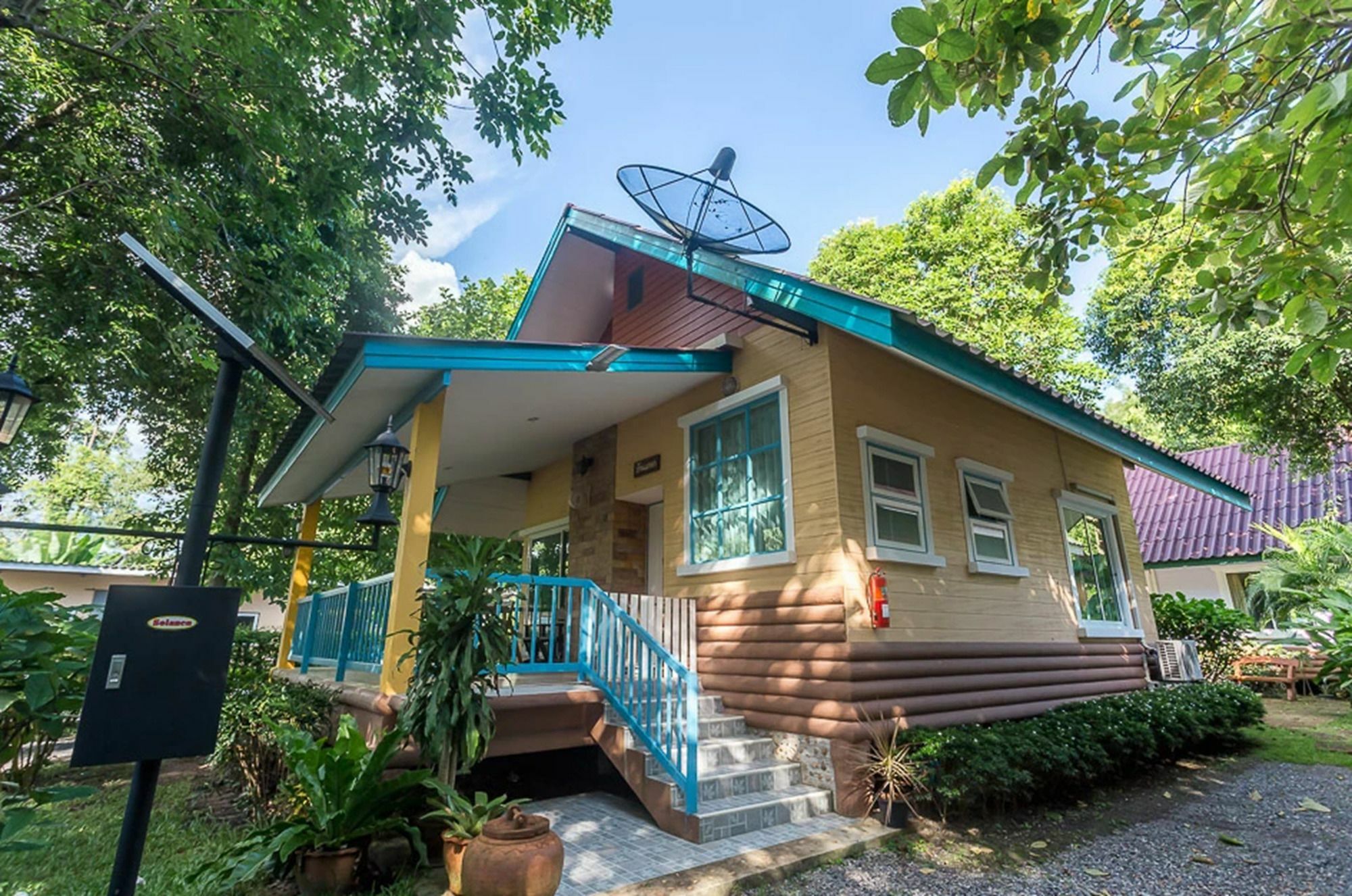 Baan Pusuan Hotel Nakhon Nayok Exterior photo